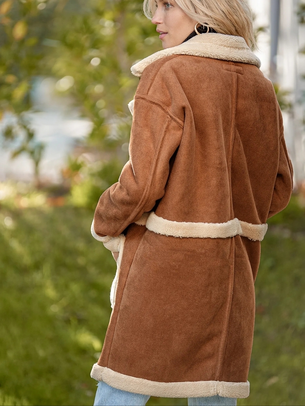 Blank NYC Feels Natural Tan Faux Fur Coat Size Medium - Picture 6 of 16